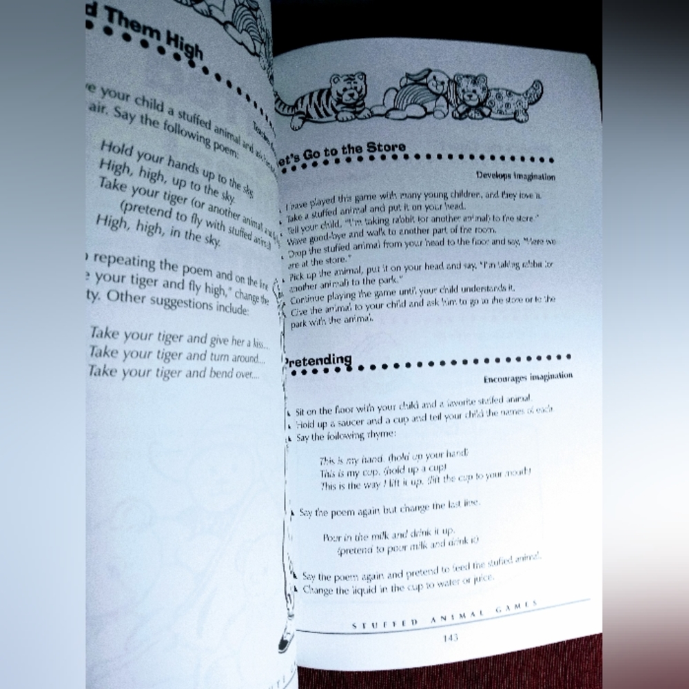 ππ£"300 Three Minute Games" by Jackie Silberg, Illustrated by Cheryl Kirk Knoll - Picture 6 of 11